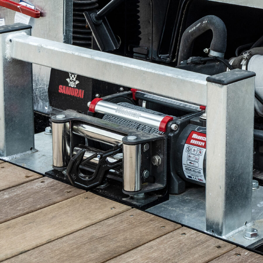 Sterling Miniload fitted with a 8,000lb electric winch