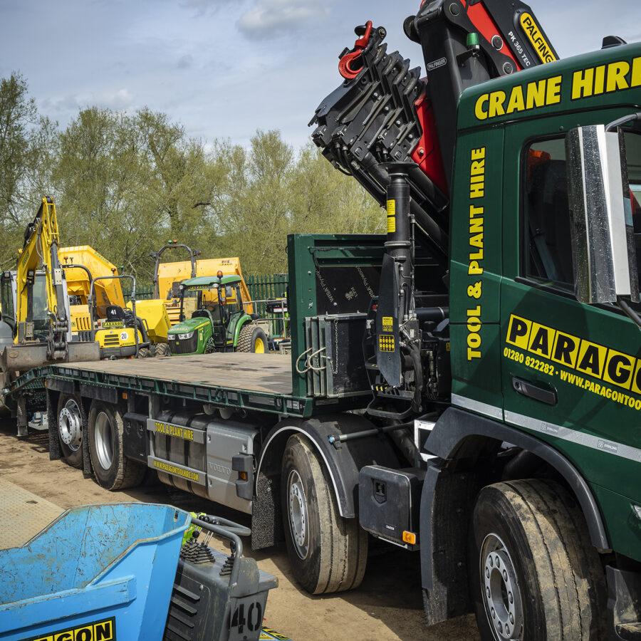 Beavertail Crane Truck