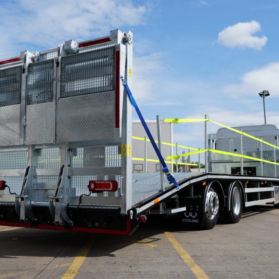 Mercedes-Benz Actros 2532 6×2 26T Beavertail